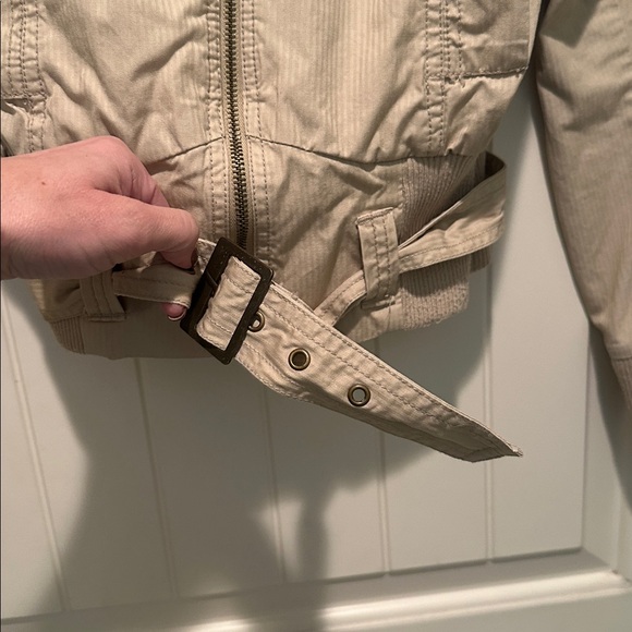 Jacket - Picture 3 of 10